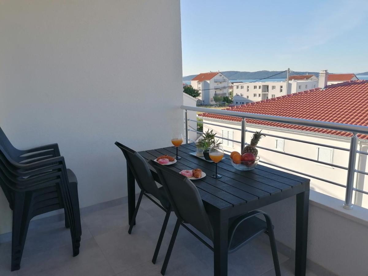 Apartman Ema Apartman Kaštela Kültér fotó