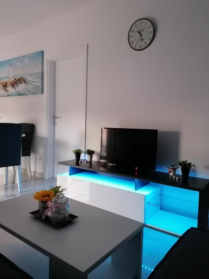 Apartman Ema Apartman Kaštela Kültér fotó