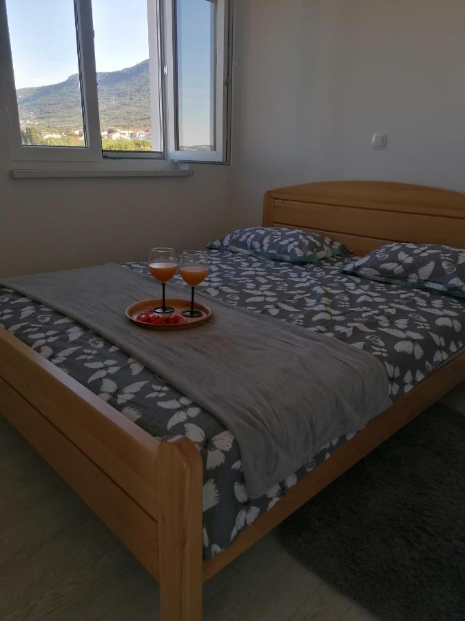 Apartman Ema Apartman Kaštela Kültér fotó